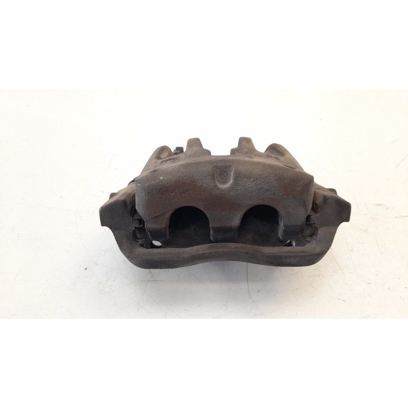 Recambio de pinza de freno delantera izquierda para land rover discovery 2.7 td v6 cat referencia OEM IAM LR010394  