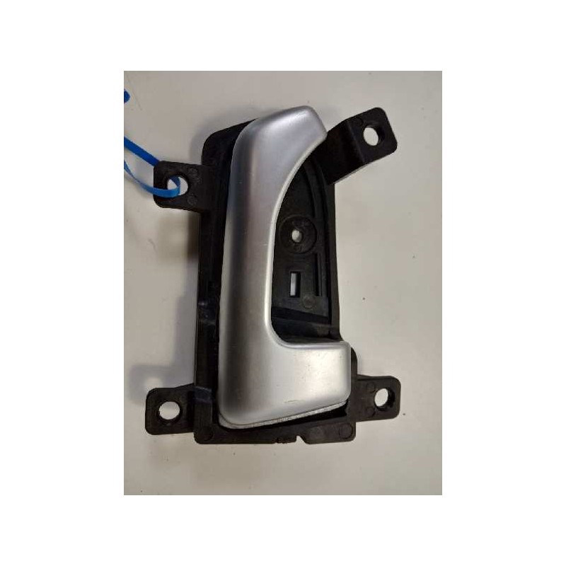 Recambio de maneta interior delantera derecha para kia sportage drive 4x2 referencia OEM IAM 826203W000  