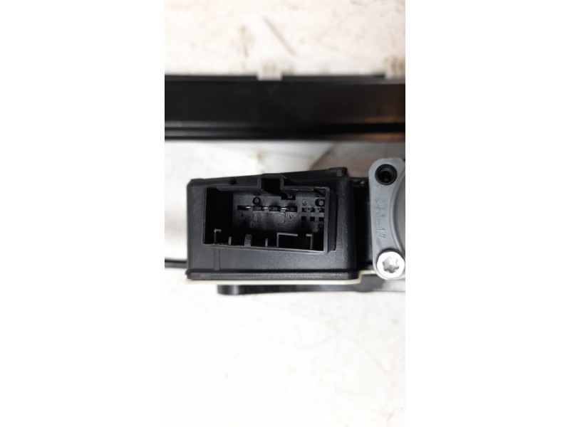 Recambio de elevalunas trasero derecho para skoda kodiaq ambition referencia OEM IAM 565839462A  