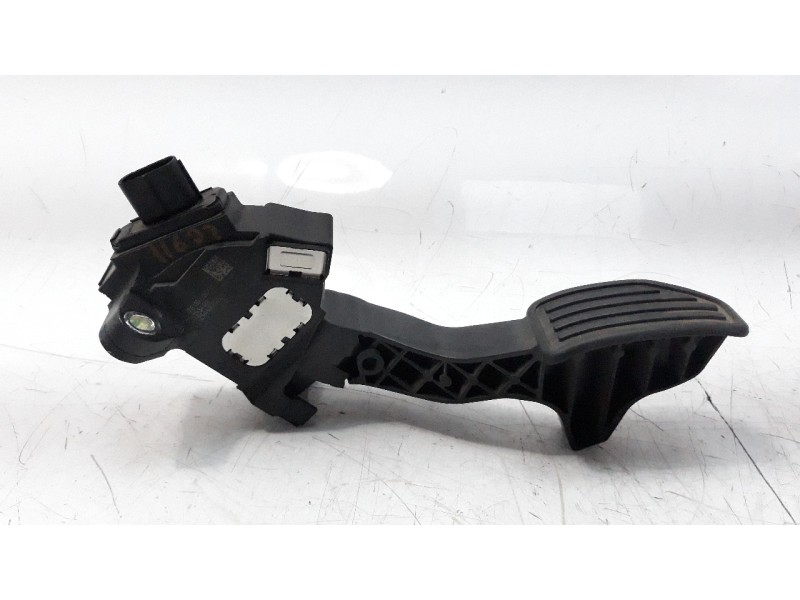 Recambio de potenciometro pedal para toyota yaris referencia OEM IAM 781100D110  