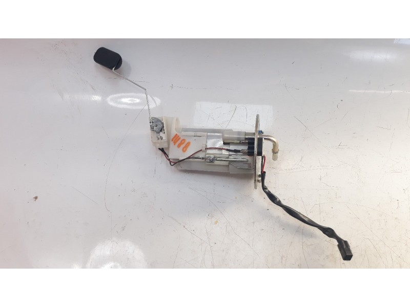 Recambio de bomba combustible para kawasaki ninja 650 referencia OEM IAM 490400754  