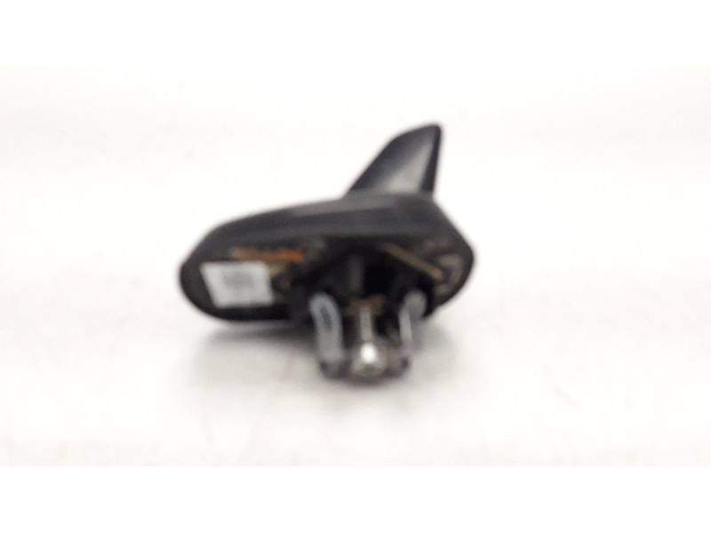 Recambio de antena para volkswagen golf vii lim. (bq1) 1.5 16v tsi act referencia OEM IAM 5Q0035507K  