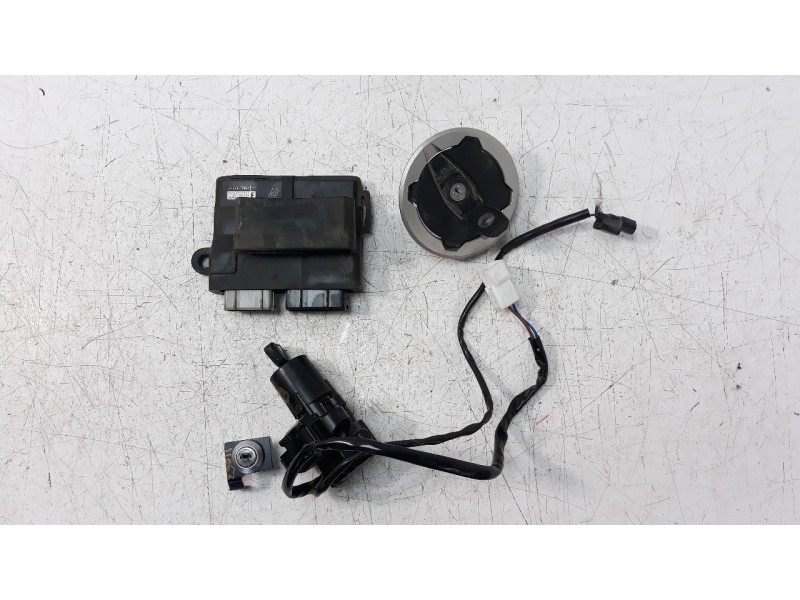 Recambio de conmutador de arranque para kawasaki z 900 z 900 referencia OEM IAM 270485240 211751594 