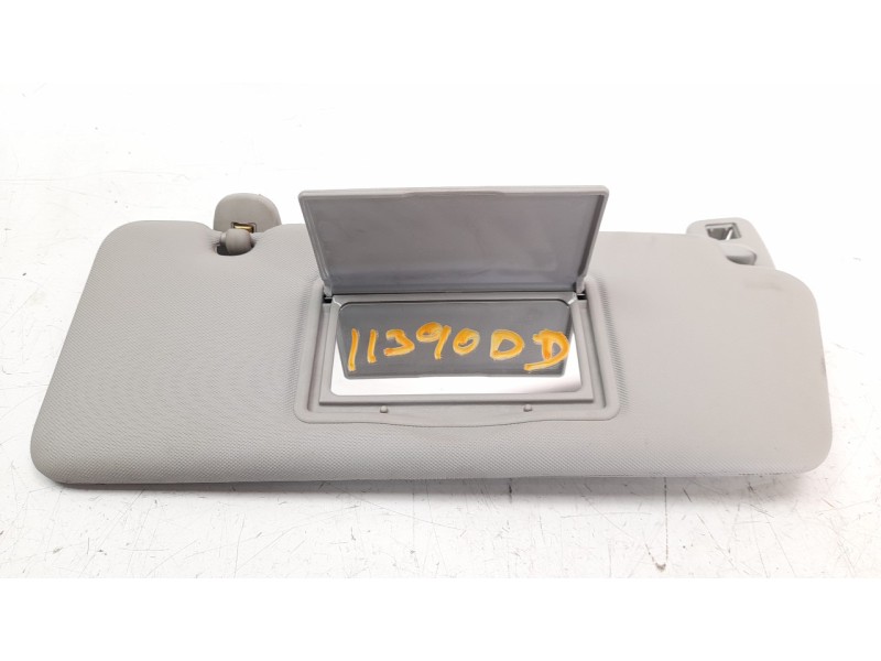 Recambio de parasol derecho para renault clio iv 1.2 16v referencia OEM IAM 964003555R  