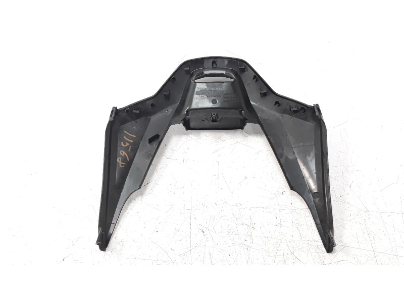 Recambio de moldura para honda pcx 125 referencia OEM IAM 80115K1ZJ100  