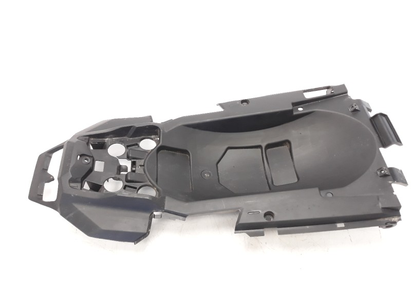Recambio de guardabarros trasero para honda crf 1100l africa twin referencia OEM IAM 17218MKSE00  