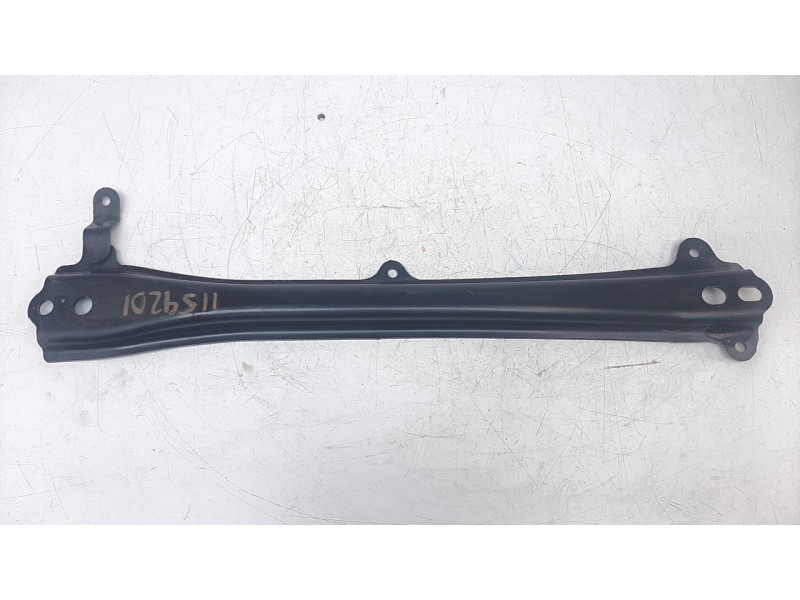 Recambio de travesaño inferior para toyota corolla (e21) referencia OEM IAM 5110802190  