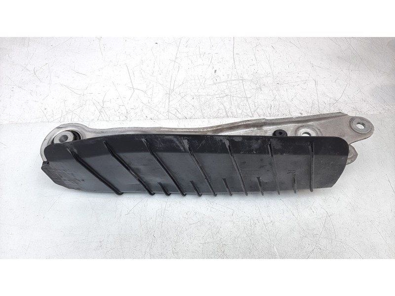 Recambio de brazo suspension superior trasero derecho para audi a4 berlina (8wc) 35 tdi s line referencia OEM IAM 8WO505311H  