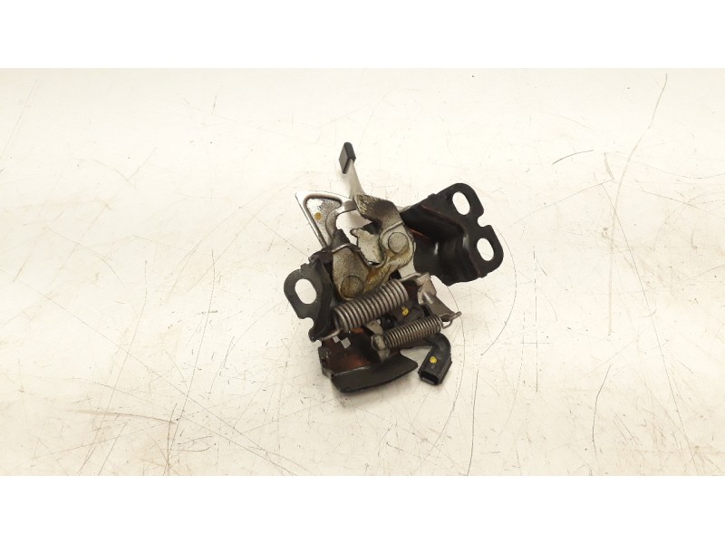 Recambio de cerradura capo para honda civic lim.5 (fk) 1.0 vtec cat referencia OEM IAM 74120TBAA01  