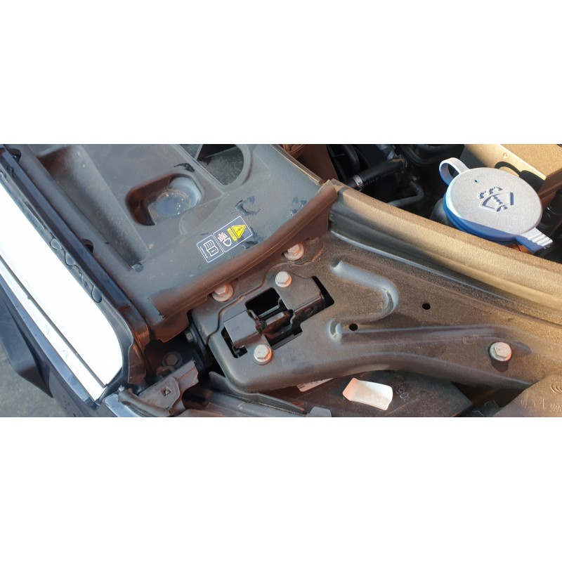Recambio de cerradura capo para mercedes-benz clase c (w204) coupe 2.1 cdi cat referencia OEM IAM 2128800060  