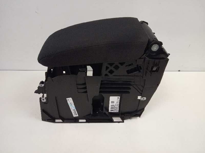 Recambio de apoyabrazos central para volkswagen golf vi (5k1) advance referencia OEM IAM 1K0864207E  