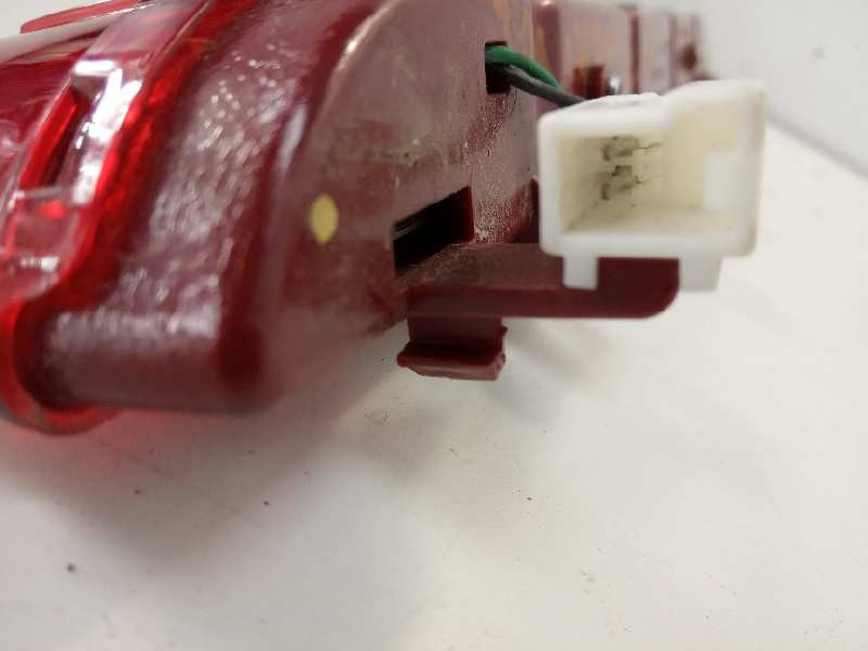 Recambio de luz central de freno para kia sportage drive 4x2 referencia OEM IAM 927003W  