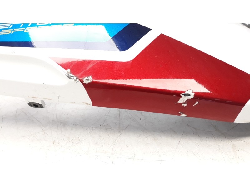 Recambio de moldura para honda crf 1100l africa twin referencia OEM IAM 83600MKSEC0ZA  