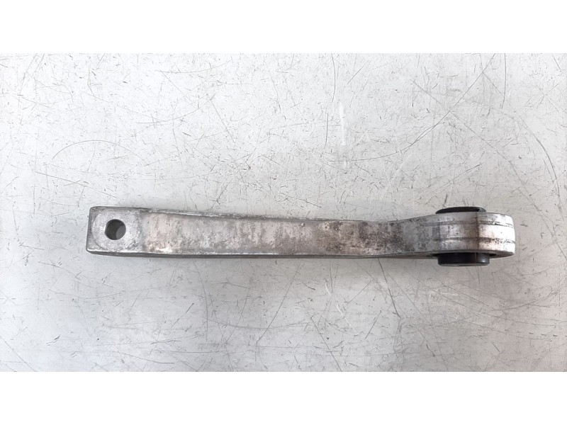 Recambio de tirante trasero derecho para audi a4 berlina (8wc) 35 tdi s line referencia OEM IAM 8W0505465B  