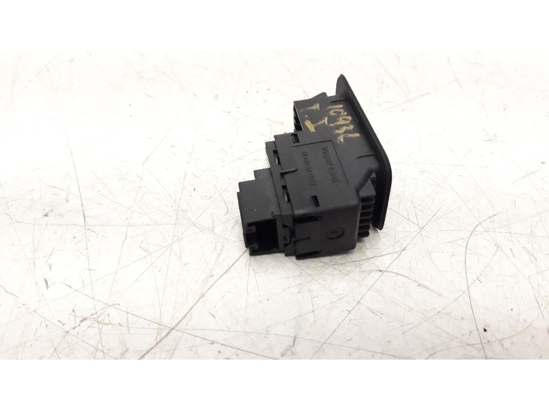 Recambio de mando elevalunas trasero izquierdo para volkswagen golf vii lim. (bq1) 1.5 16v tsi act referencia OEM IAM 5G0959855L