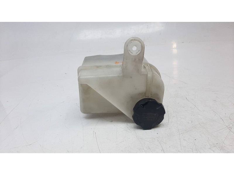 Recambio de deposito expansion para kia venga 1.6 crdi cat referencia OEM IAM 254311P000  