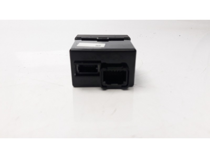 Recambio de modulo electronico para hyundai kona 1.0 tgdi cat referencia OEM IAM 96120J9500CA  
