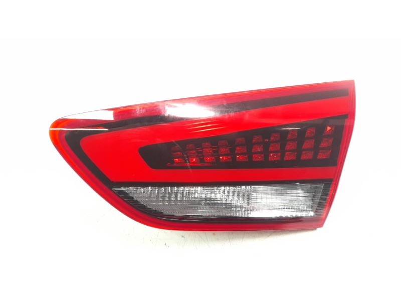 Recambio de piloto trasero derecho interior para hyundai i30 (pd) tecno mild-hybrid referencia OEM IAM 92404G4500  