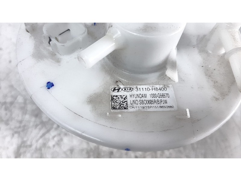 Recambio de bomba combustible para kia stonic (ybcuv) 1.0 tgdi cat referencia OEM IAM 31110H8400  