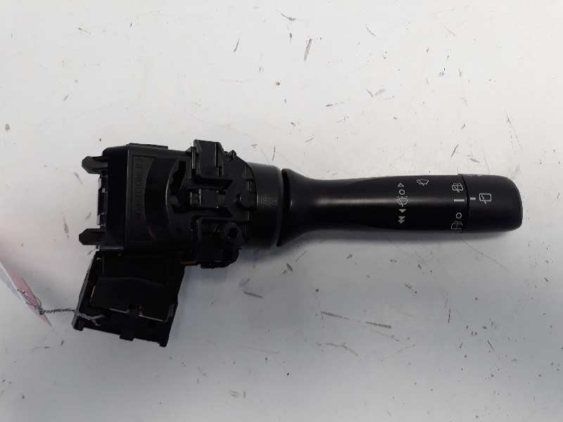 Recambio de mando limpia para toyota yaris active referencia OEM IAM   