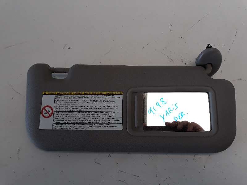 Recambio de parasol derecho para toyota yaris active referencia OEM IAM   