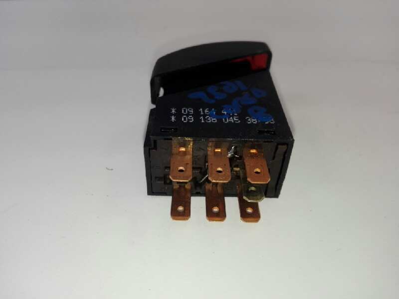 Recambio de warning para opel corsa b eco referencia OEM IAM 09164441  