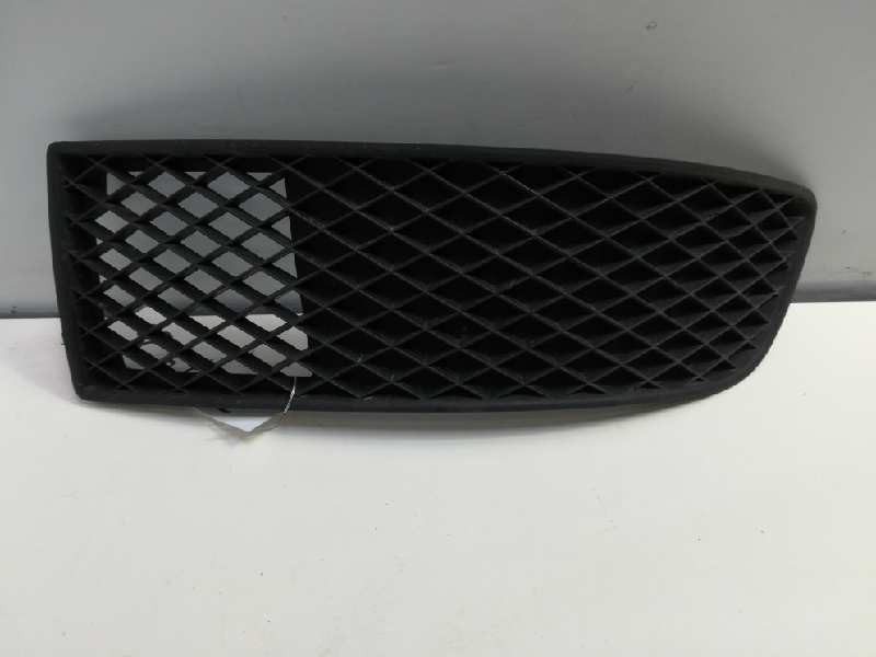 Recambio de rejilla paragolpes izquierda para volkswagen polo berlina (6n2) trendline referencia OEM IAM 6N0853665D  