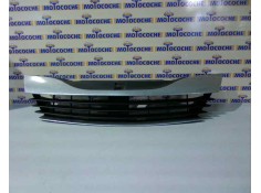 Recambio de rejilla delantera para renault laguna ii (bg0) referencia OEM IAM 8200012581 107193705 RN0842001