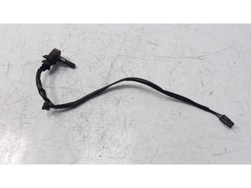 Recambio de interruptor para honda cb 650r referencia OEM IAM 35700MKND51  