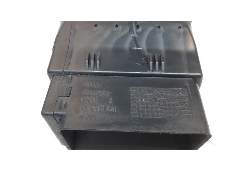 Recambio de rejilla aireadora para seat toledo (1m2) 1.9 tdi referencia OEM IAM 8L0820901  