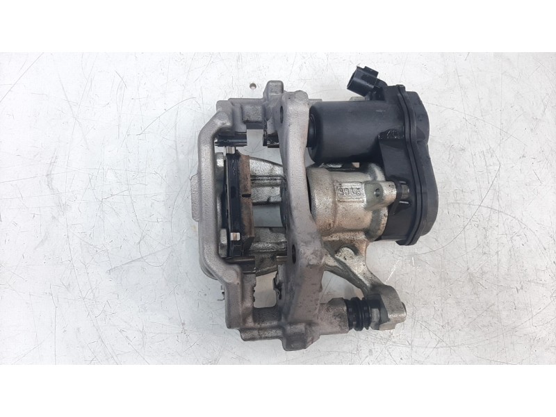 Recambio de pinza de freno trasera derecha para toyota corolla (e21) referencia OEM IAM A006B119B  
