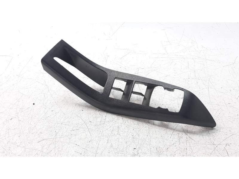 Recambio de moldura para ford fiesta (ce1) 1.0 ecoboost cat referencia OEM IAM H1BBA240A41  