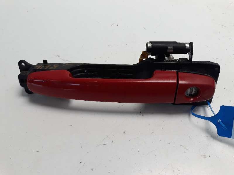 Recambio de maneta exterior delantera izquierda para toyota yaris active referencia OEM IAM   