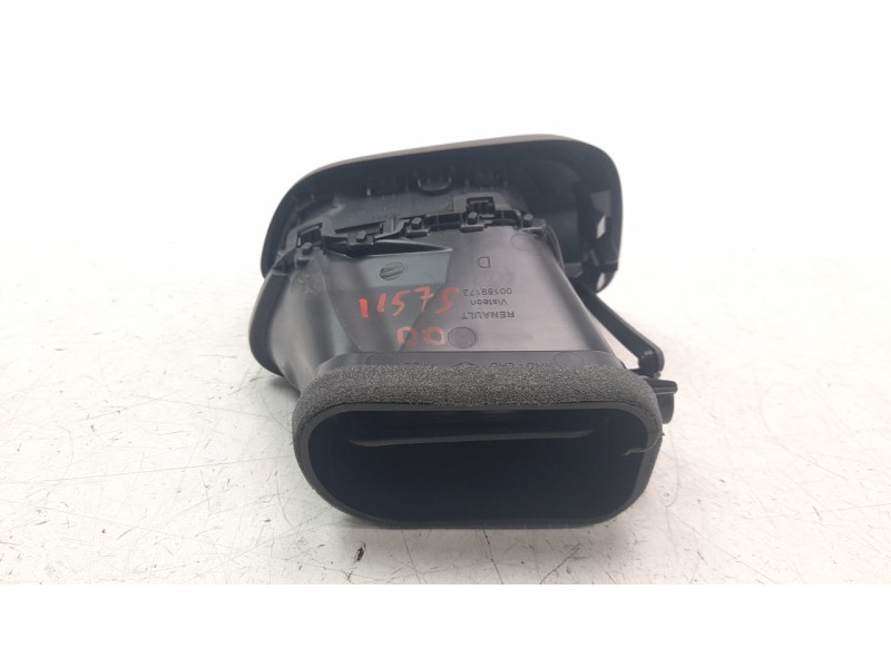 Recambio de rejilla aireadora para renault kadjar 1.5 dci diesel fap energy referencia OEM IAM 687605128R  