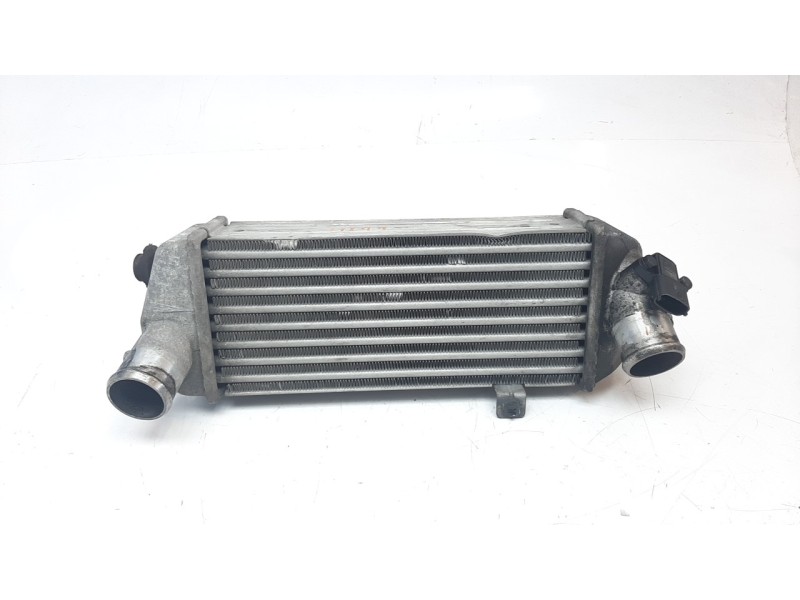 Recambio de intercooler para kia venga 1.6 crdi cat referencia OEM IAM 282712A700 30327 83014700