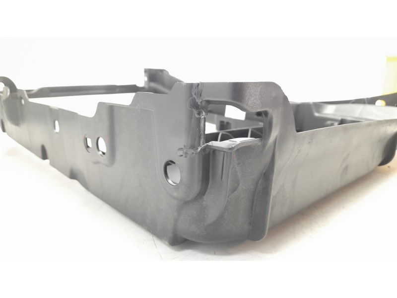 Recambio de panel frontal para peugeot 207 referencia OEM IAM 9801492180 109172770 PG3203220