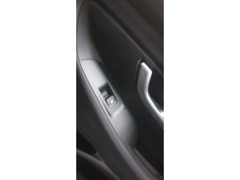 Recambio de mando elevalunas trasero derecho para hyundai i30 (pd) tecno mild-hybrid referencia OEM IAM 93576G4100  