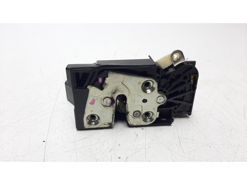 Recambio de cerradura puerta delantera derecha para dacia sandero 1.2 16v cat referencia OEM IAM 825026816R  