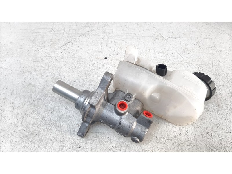 Recambio de bomba freno para dacia duster ii prestige referencia OEM IAM 460918629R  