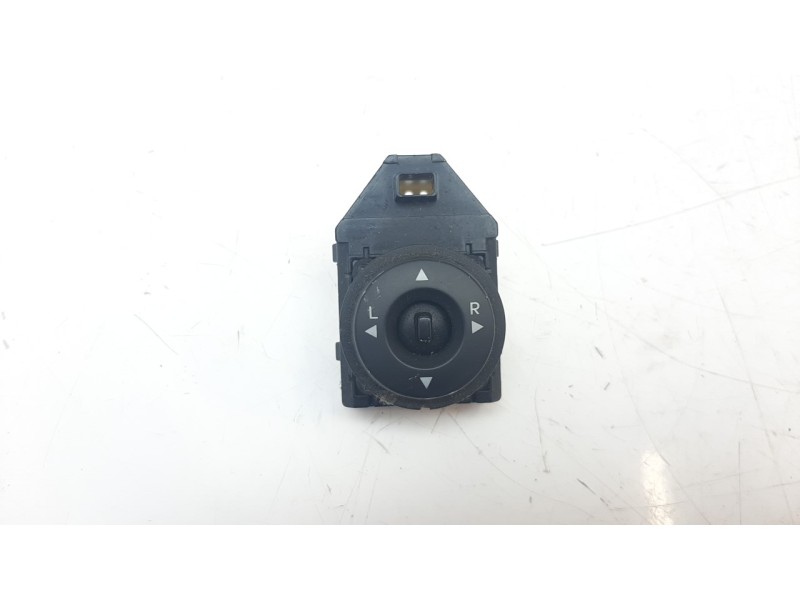 Recambio de mando retrovisor para kia venga 1.6 crdi cat referencia OEM IAM 457480  