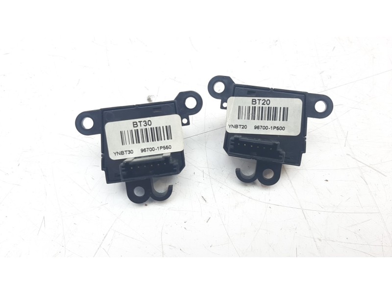 Recambio de mando volante para kia venga 1.6 crdi cat referencia OEM IAM 967001P550 967001P500 