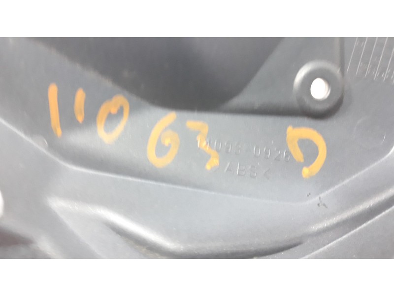 Recambio de moldura para kawasaki z 900 z 900 referencia OEM IAM 140930926  