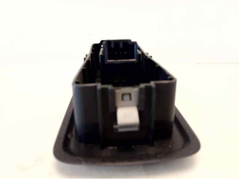Recambio de mando elevalunas delantero derecho para land rover discovery 4 tdv6 se referencia OEM IAM AH2214717AB  