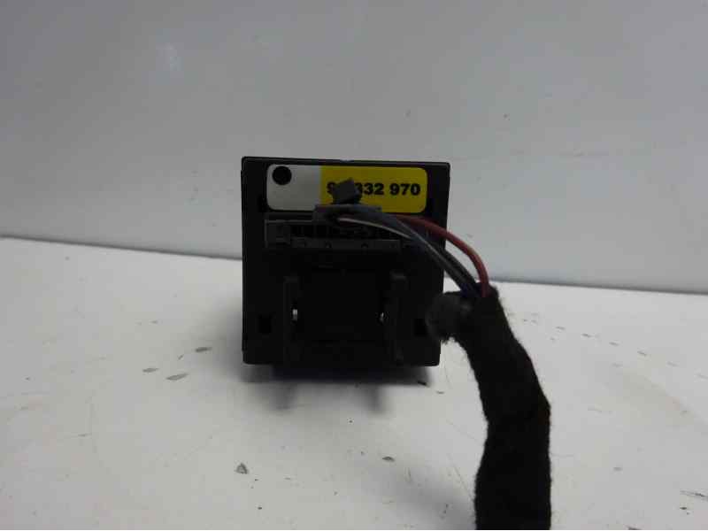 Recambio de warning para opel meriva enjoy referencia OEM IAM 93332970  