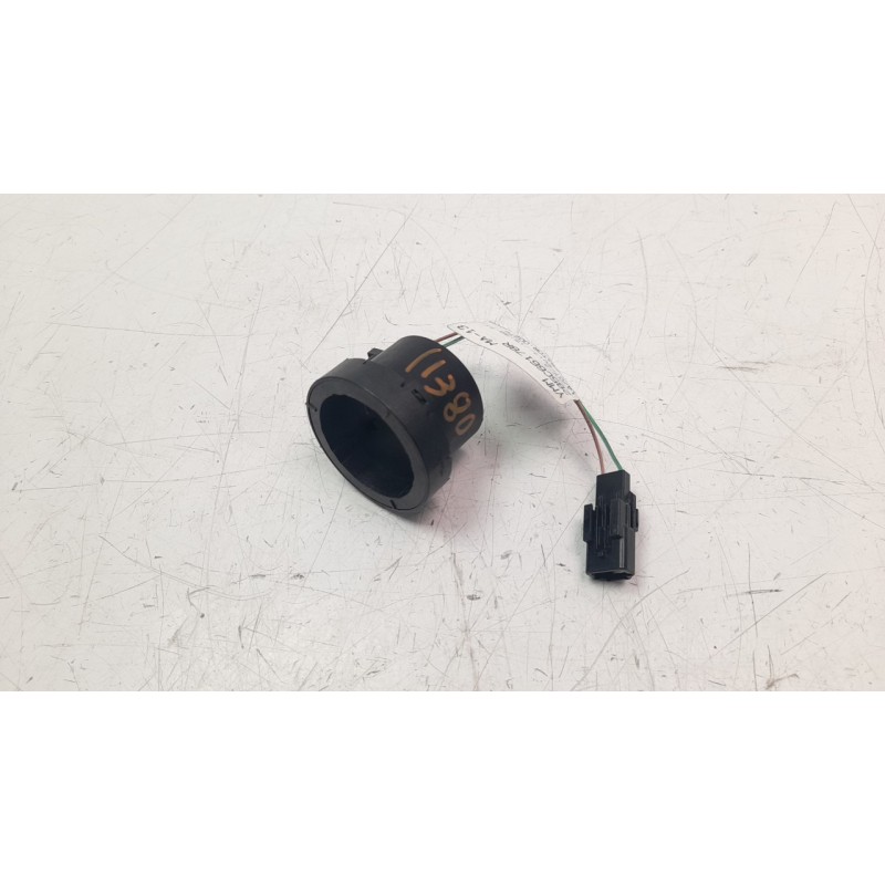 Recambio de modulo electronico para renault megane iv berlina 5p 1.2 tce energy referencia OEM IAM 285905306R A2C83090000 