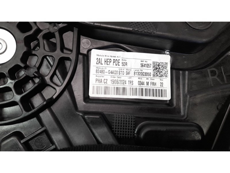 Recambio de elevalunas delantero derecho para hyundai i30 (pd) tecno mild-hybrid referencia OEM IAM 81320G3050  