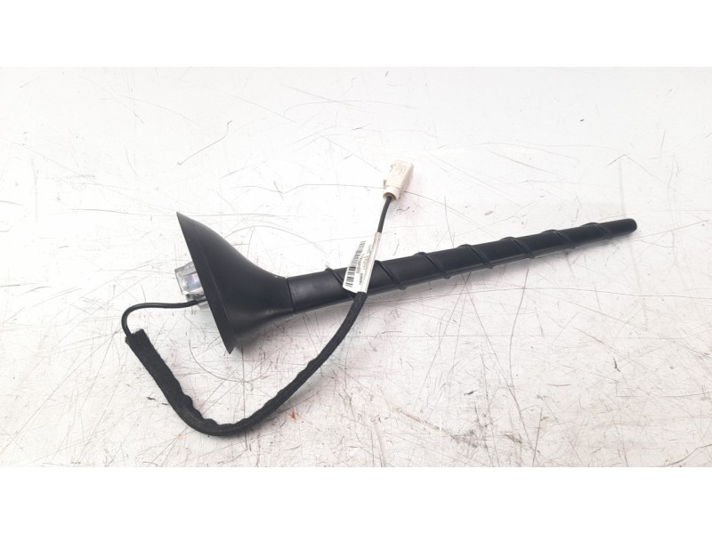 Recambio de antena para jeep compass ii 2.0 m-jet cat referencia OEM IAM P05091872AA  
