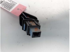 Recambio de warning para toyota yaris active referencia OEM IAM 843320D020   2