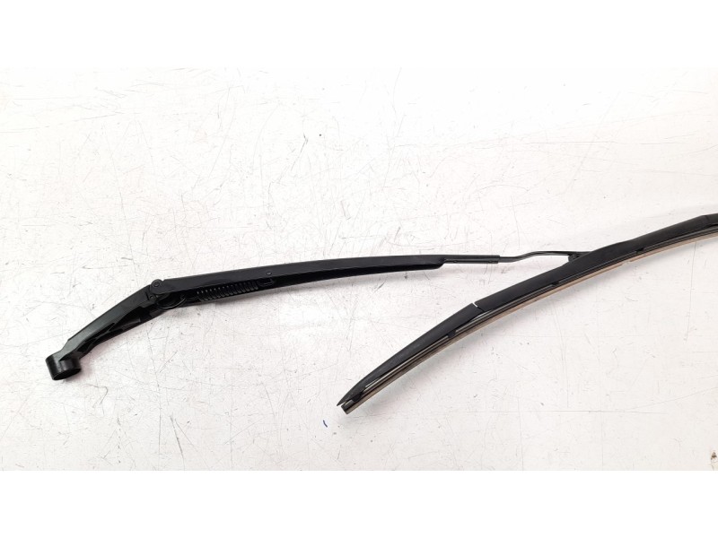Recambio de brazo limpia delantero izquierdo para toyota rav 4 referencia OEM IAM 8522142150  
