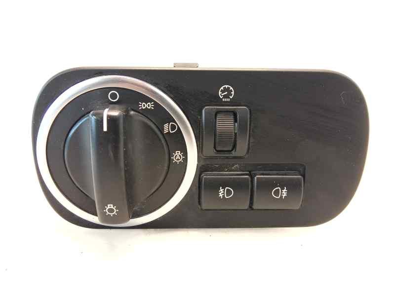 Recambio de mando luces para land rover discovery 4 tdv6 se referencia OEM IAM AH2213A024AC  